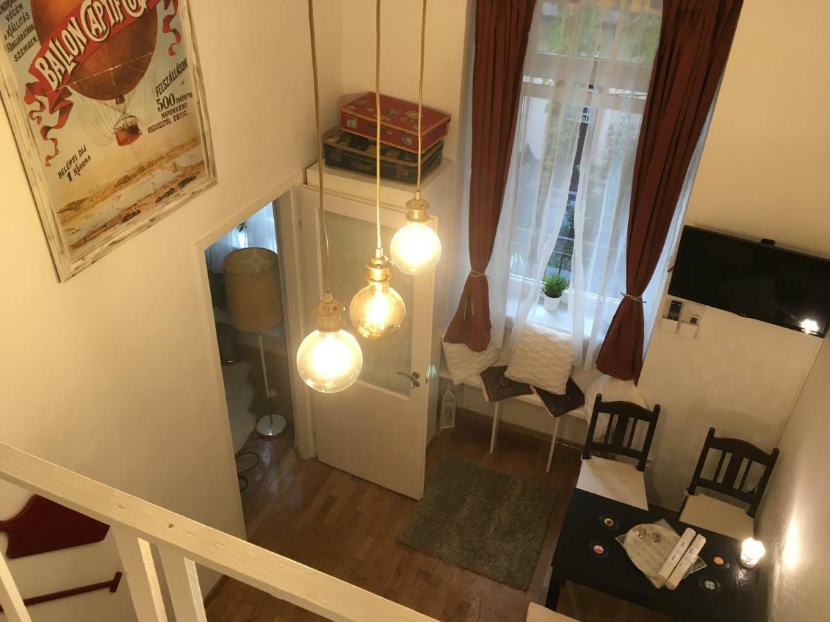 Gabi'S Central Broadway Nest @ Nagymezo Str บูดาเปสต์ ภายนอก รูปภาพ